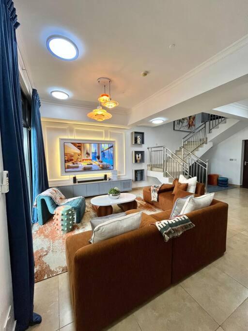 Dopamine Penthouse with Private Pool view 3