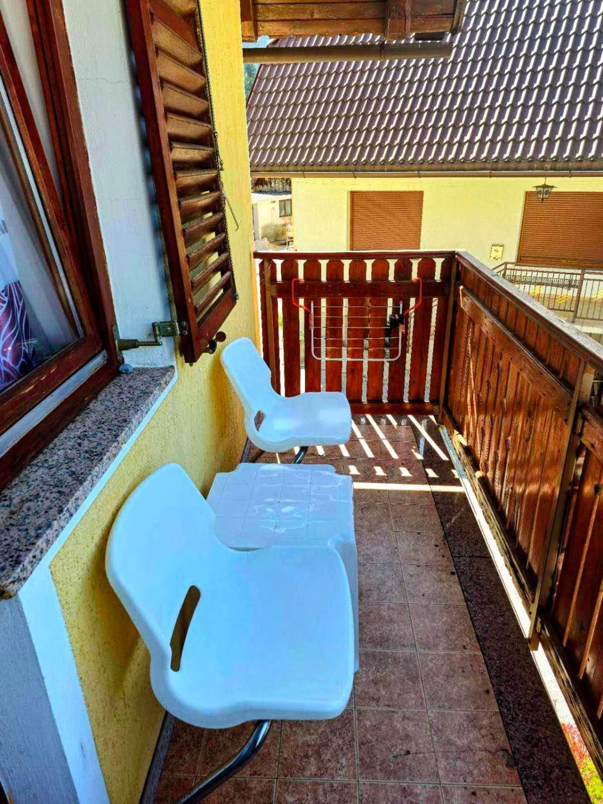 Apartments and Room Kometer view 3