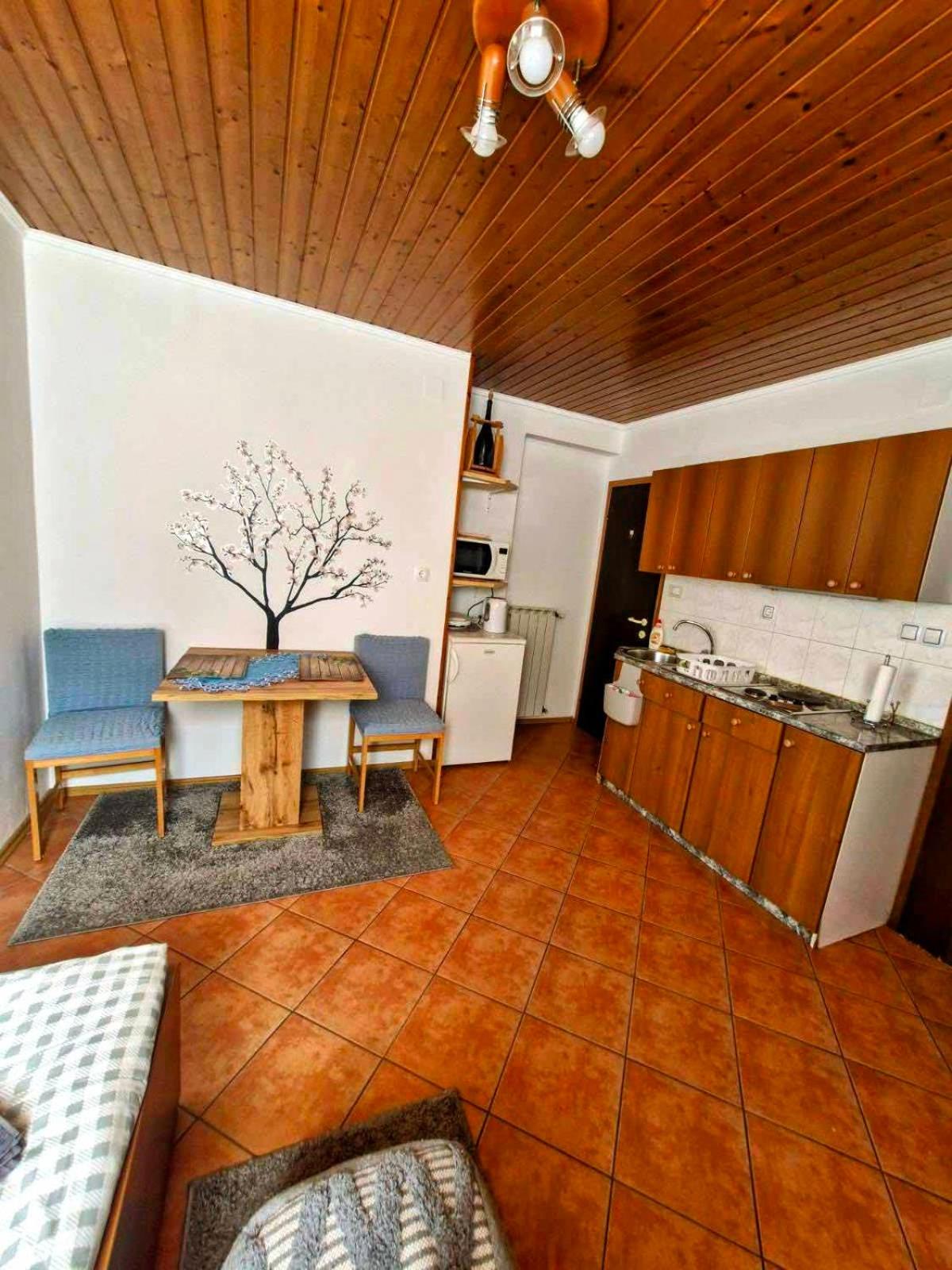 Apartments and Room Kometer view 5