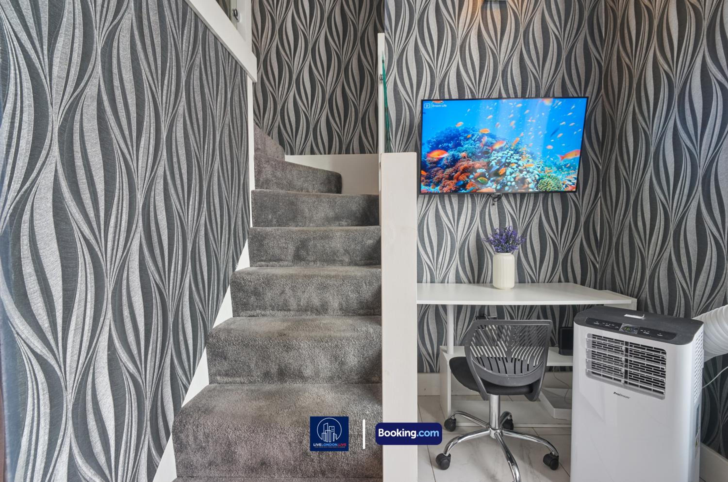 Last-Minute Offers l Sleeps Up to 3 l Flat 3 l Spectacular Studio Apartment by Live London Short Lets & Serviced Accommodation
