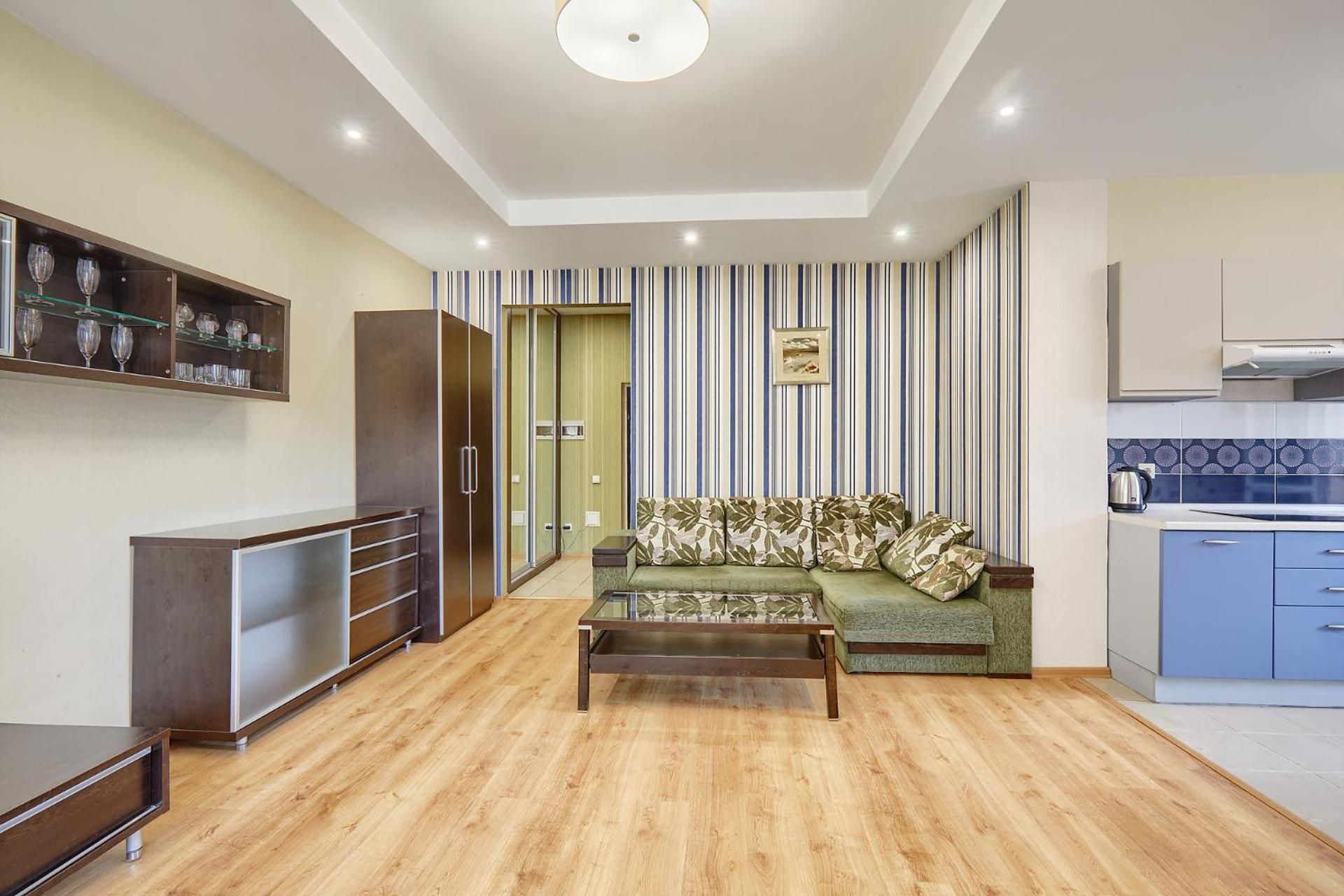 Botanic Towers опалення та світло цілодобово