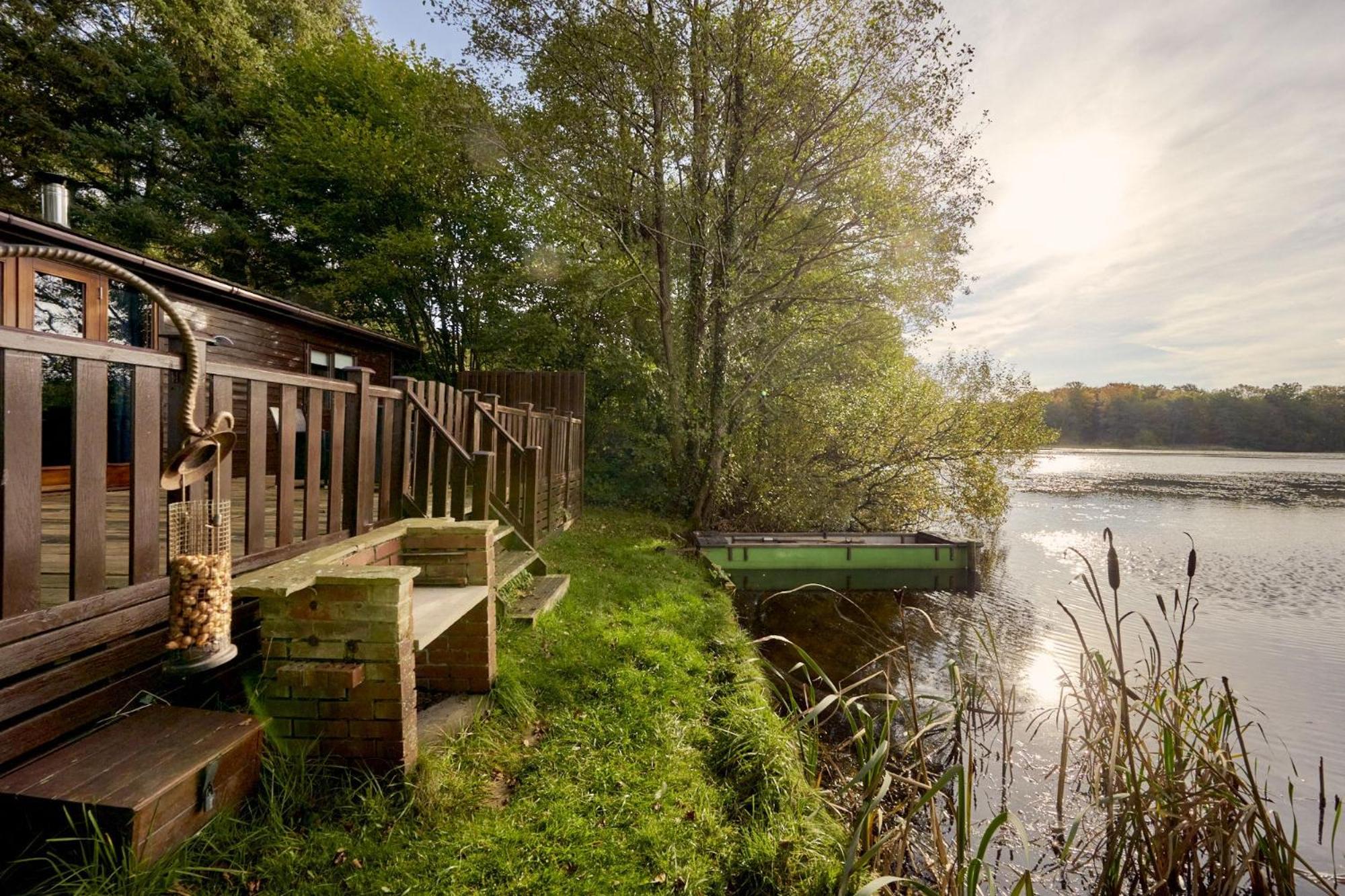 Buzzard Lodge with Hot-tub