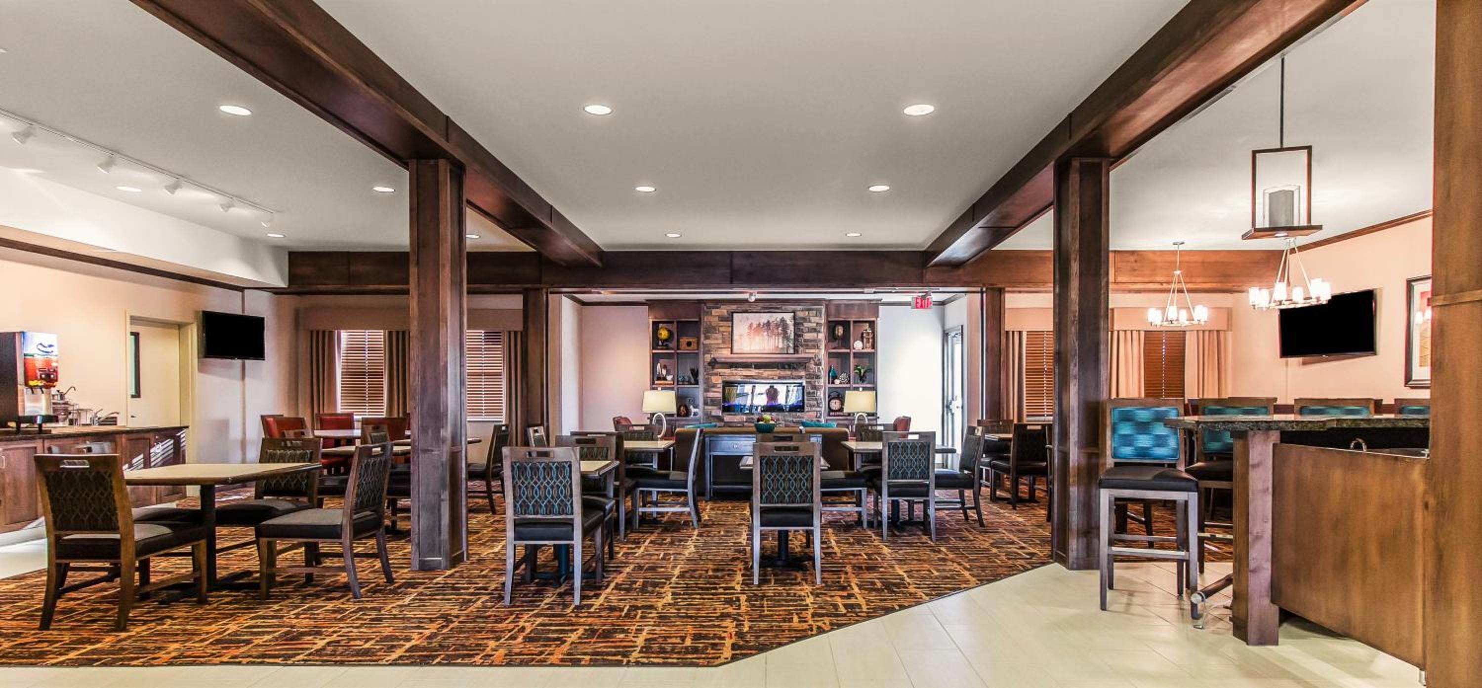 MainStay Suites Watford City - Event Center