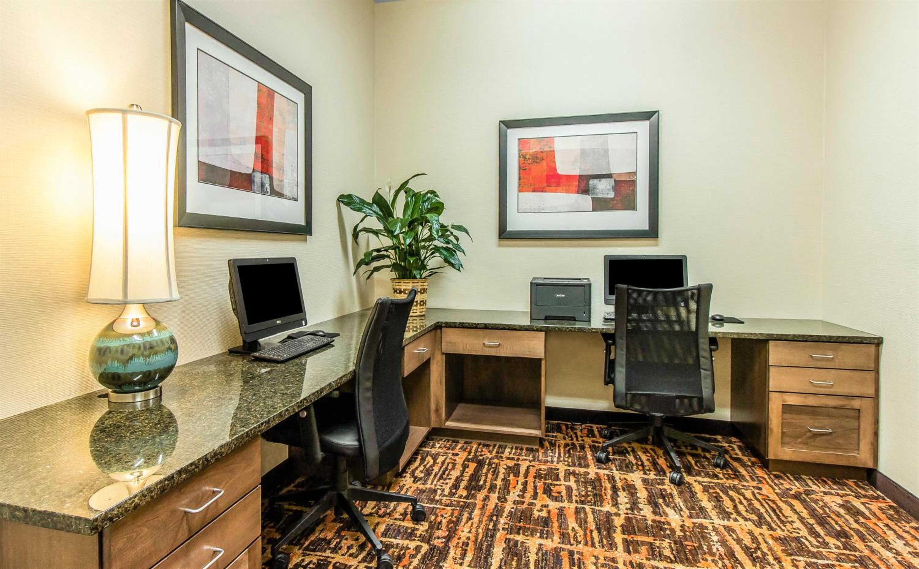 MainStay Suites Watford City - Event Center