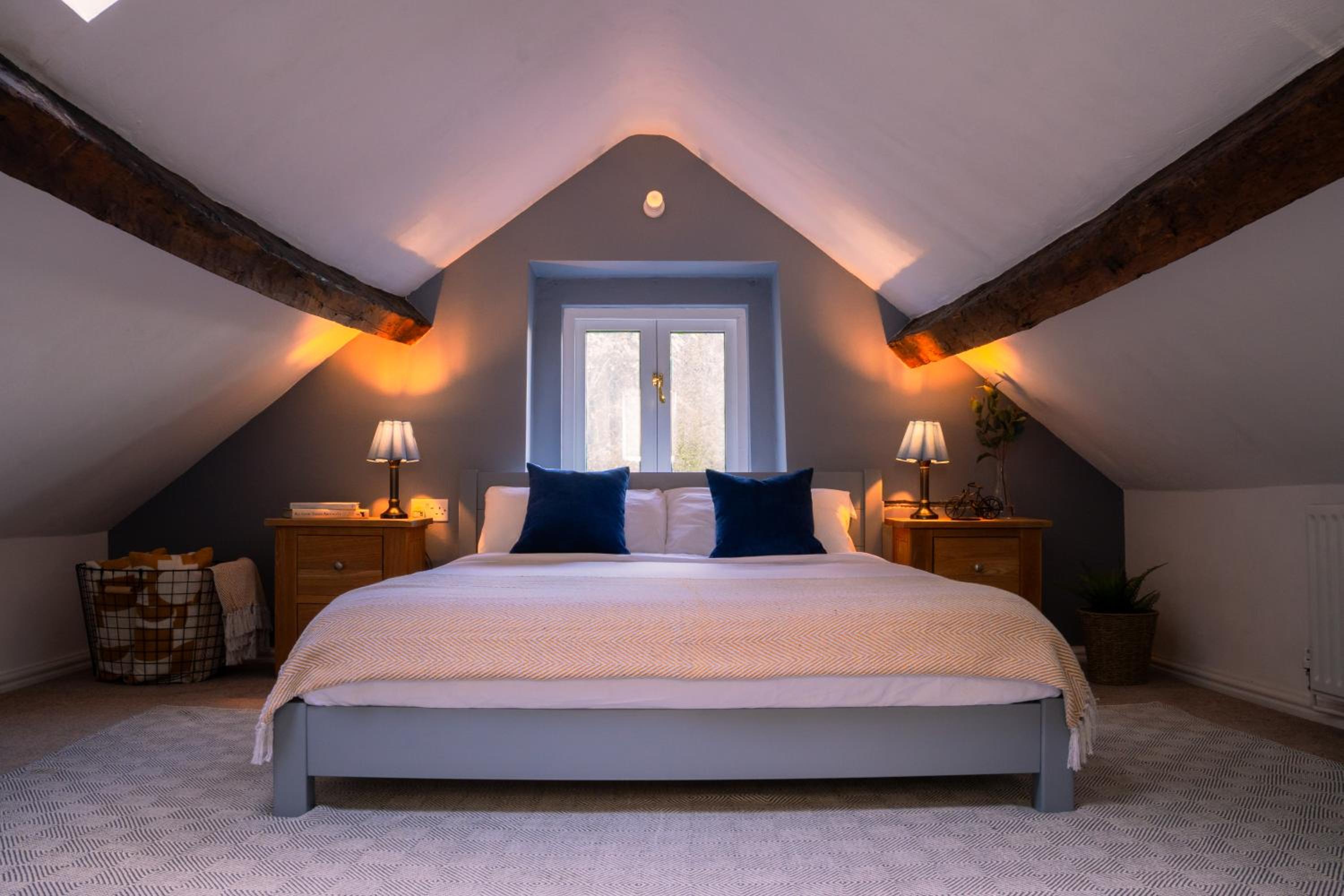 Grade II listed Cottage with Sauna in Bakewell view 3
