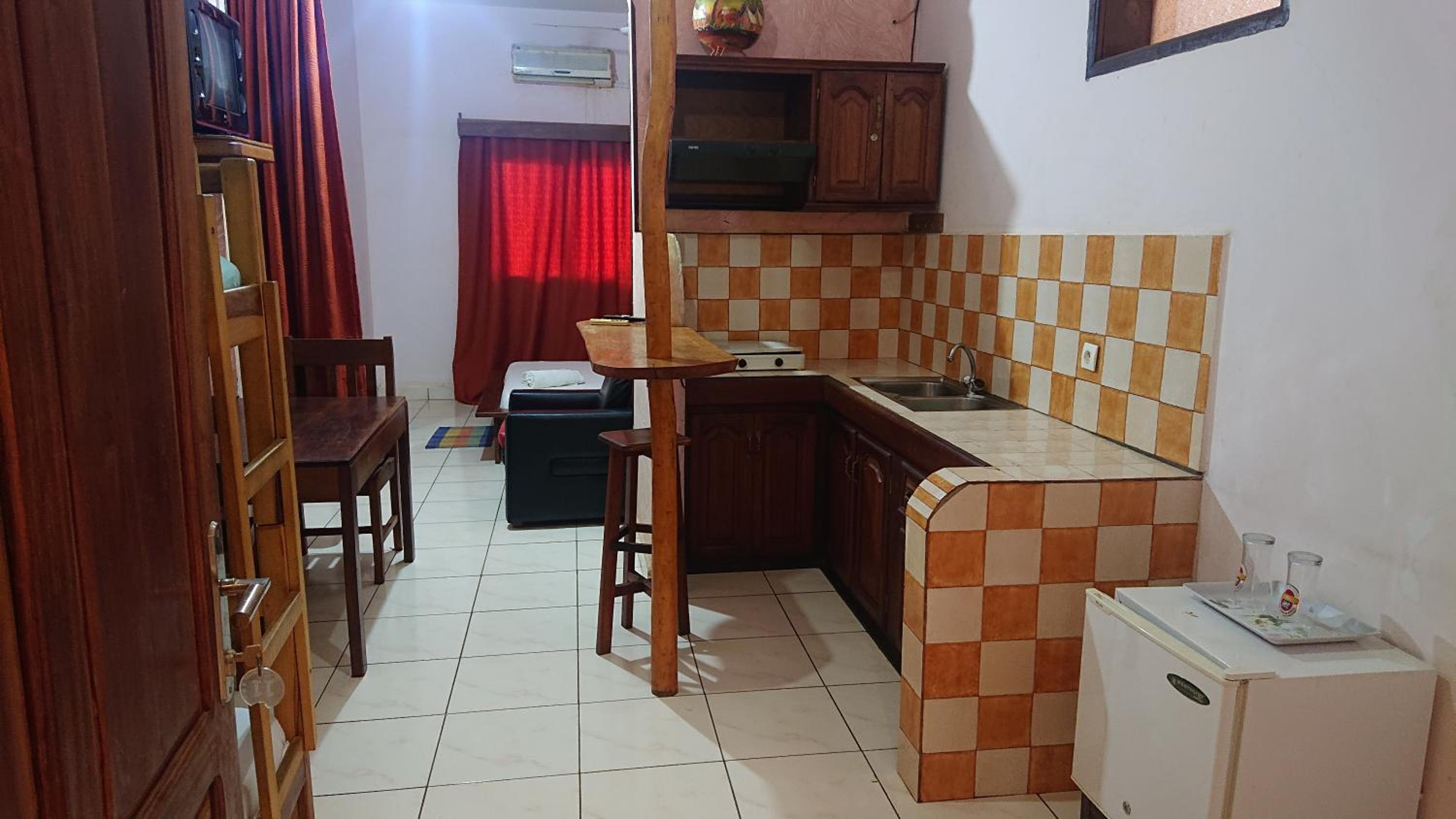 Photo 8