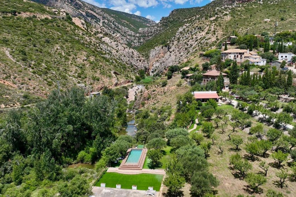 Villa Jardines de Guara