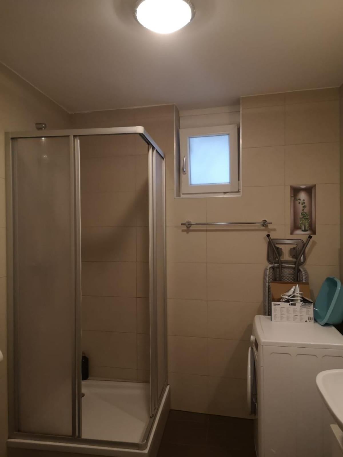 Vienna Danube Garden Apartment 22