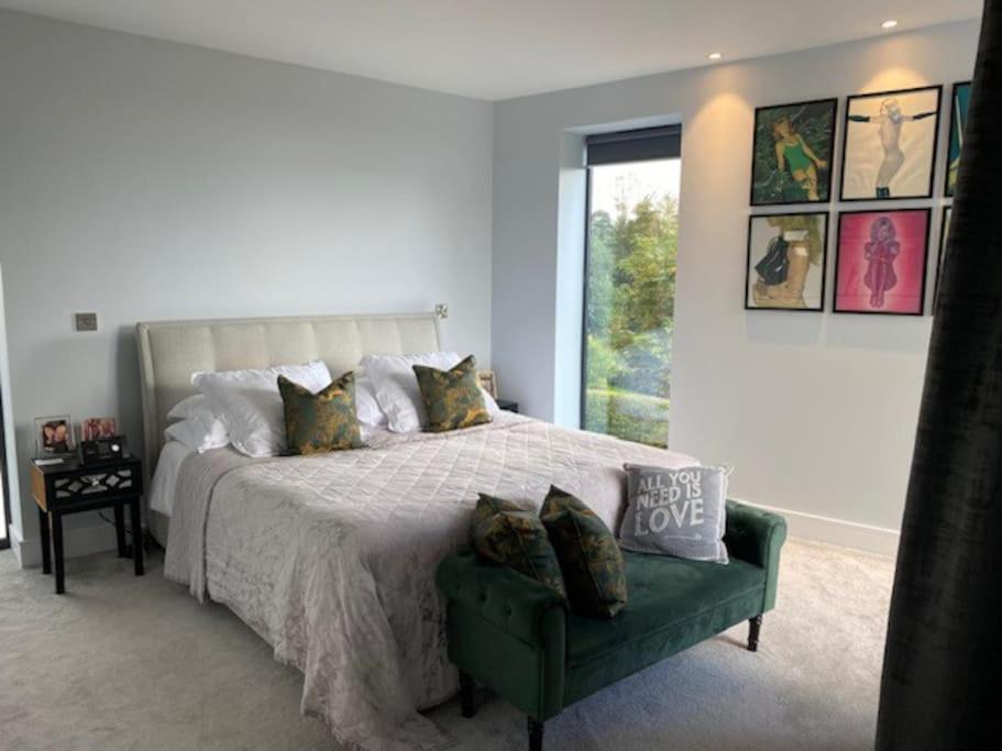 Henley View view 4