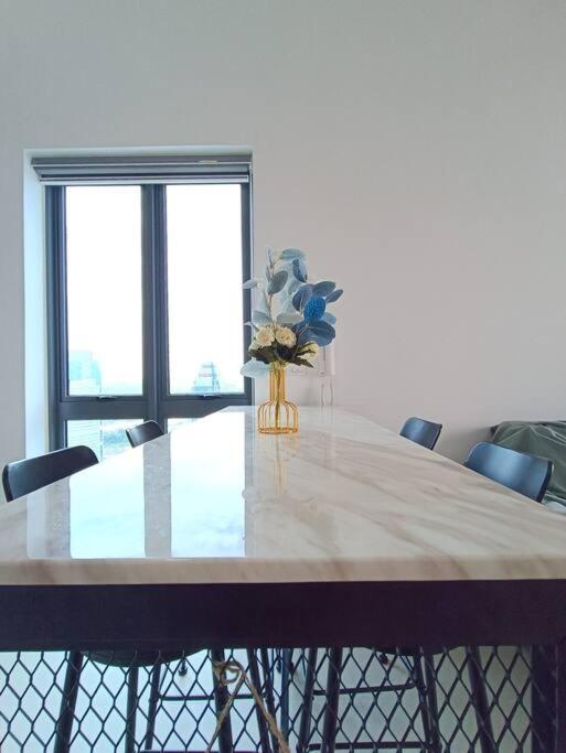 COL 31A 1Bedroom Balcony Infinity Pool KLCC View