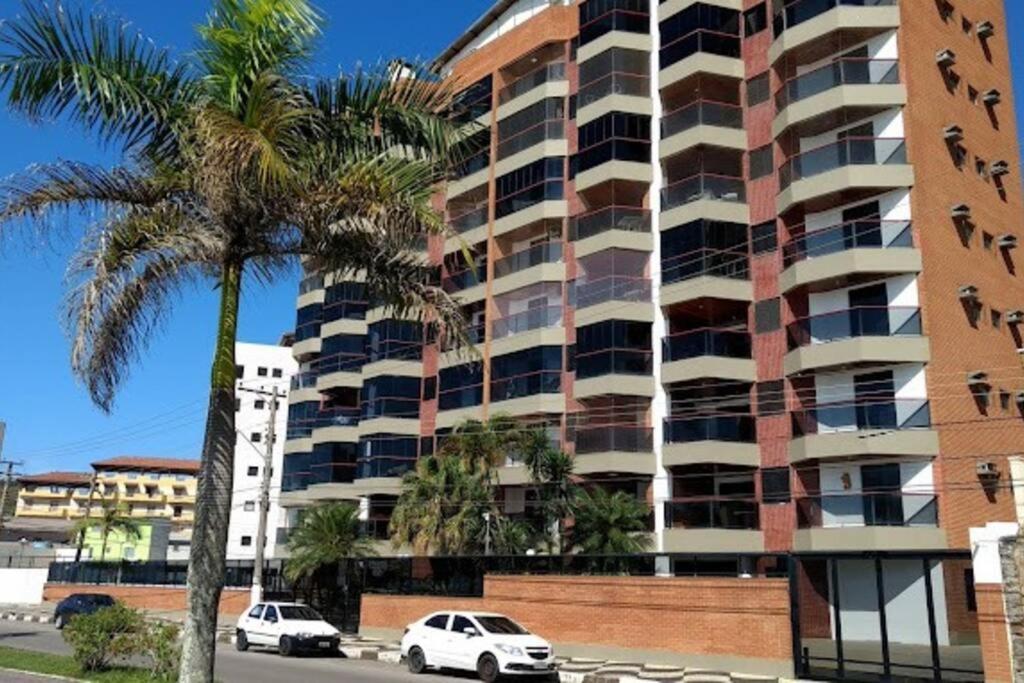 Apt Pé na Areia - Praia Martim de Sá - Espaço Gourmet na Varanda e Piscina