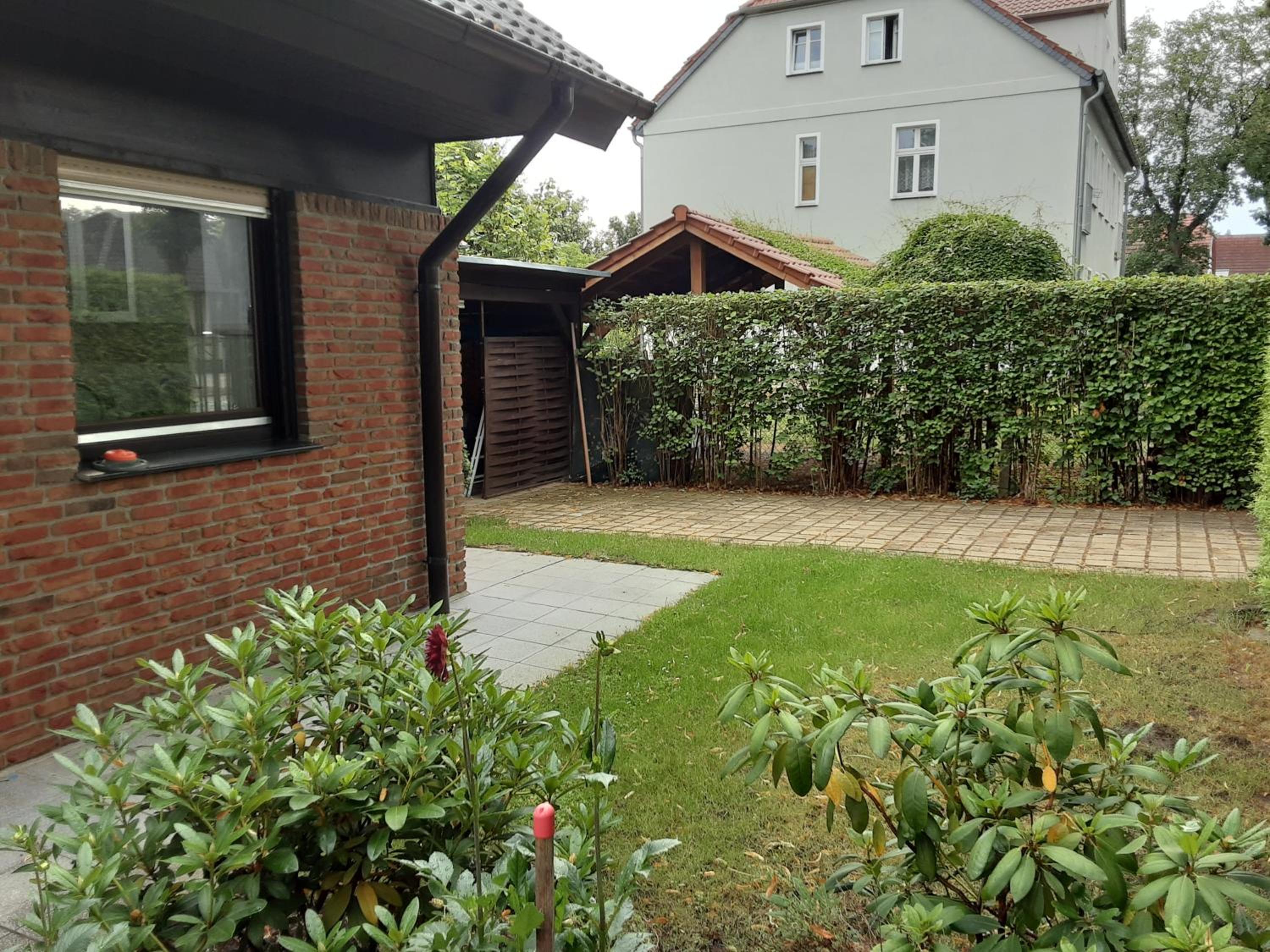 Oase im Grünen Pad1