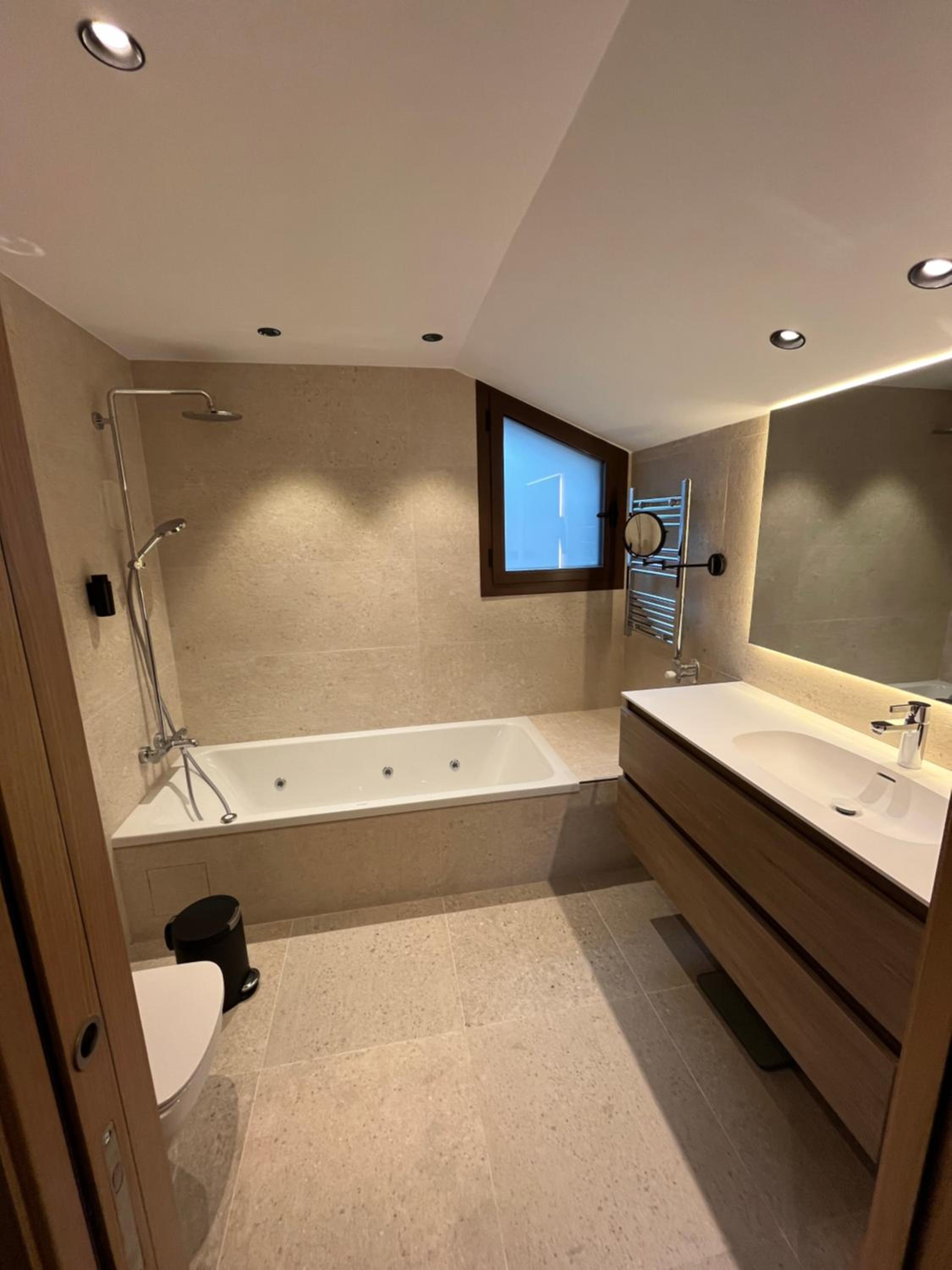 ISARD RESIDENCES & SPA by Elegant Residences