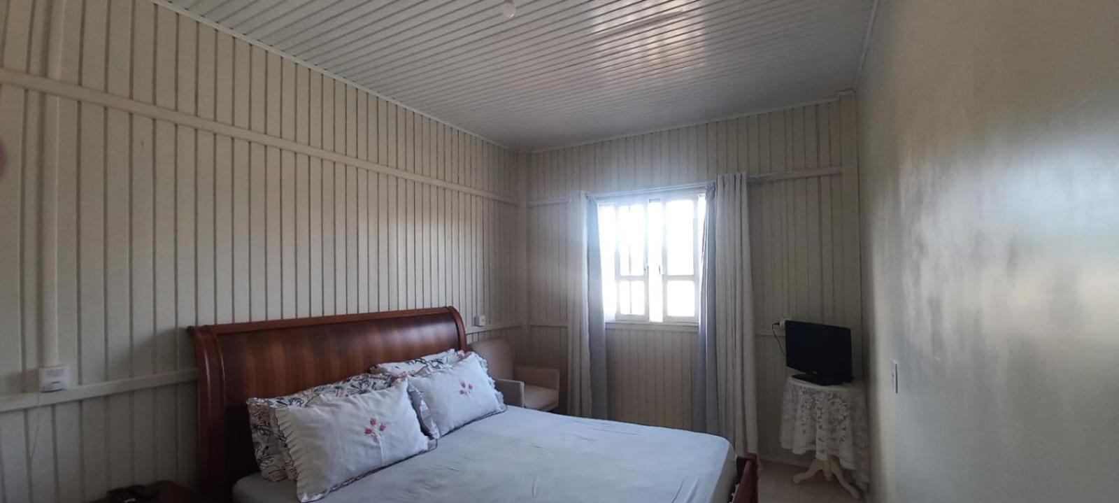 Casa com piscina A 250 METROS DA PRAIA de Canto Grande BOMBINHAS