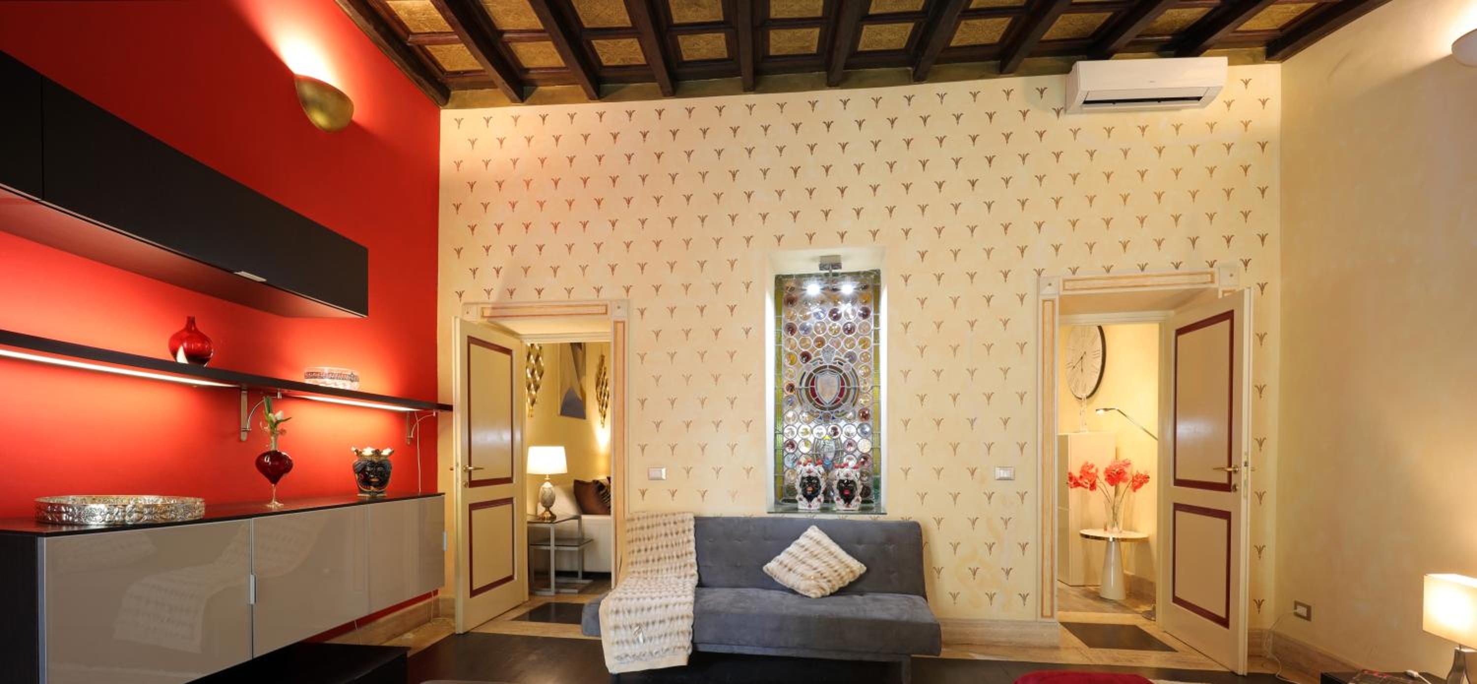 NSM 71VIADELCORSO Luxury Home