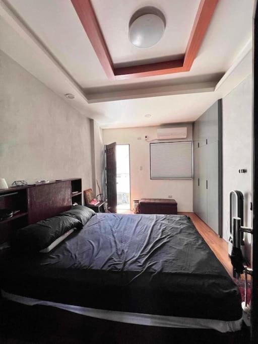 Spacious 1 BR Home with Roofdeck in Malabon view 5