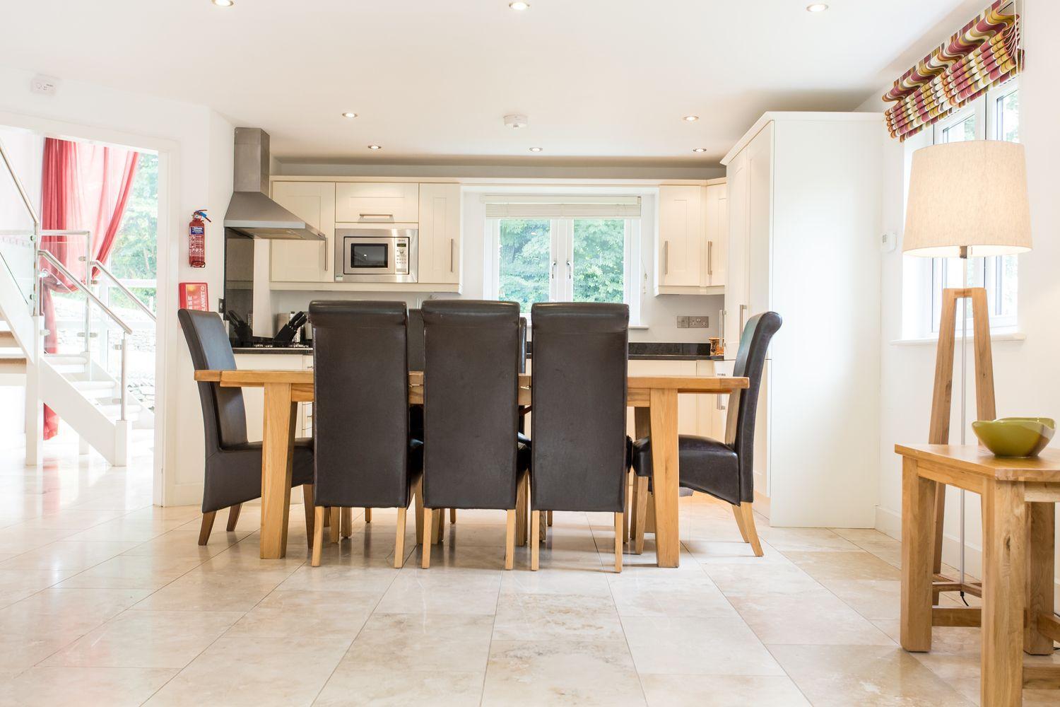 Trewhiddle Retreat V18 by Together Travel - Luxury 4-Bedroom Villa view 5