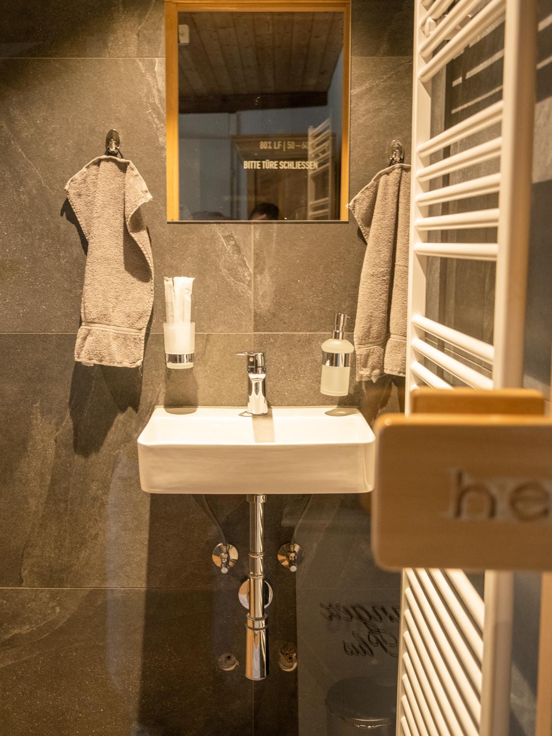 Moderne Altbauwohnung im Zentrum von Bern mit Wellness view 4