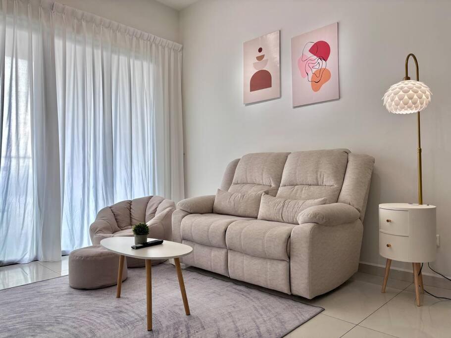 Dangabay CozySeaview 2Bed 3-4Pax AcessMall