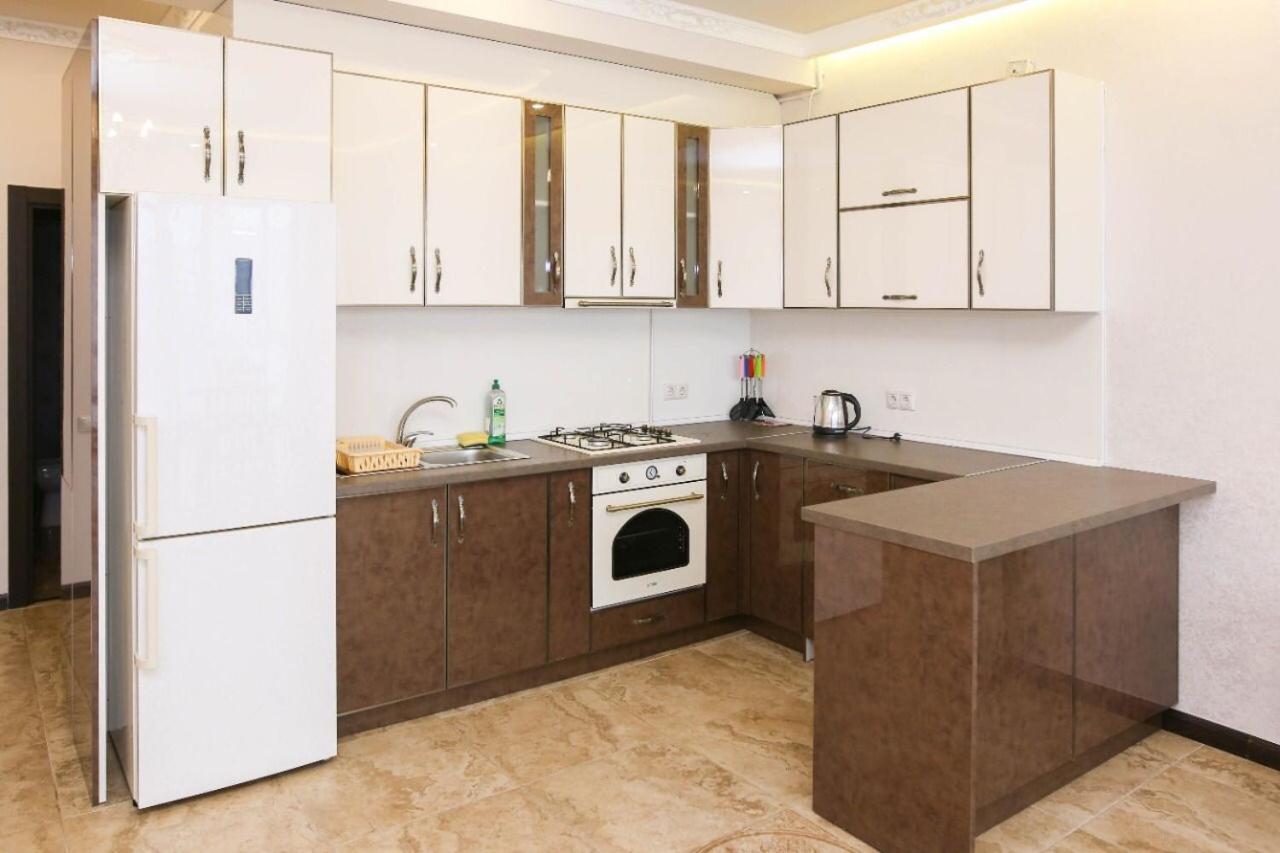 2 Bedroom Large apartment with Great view