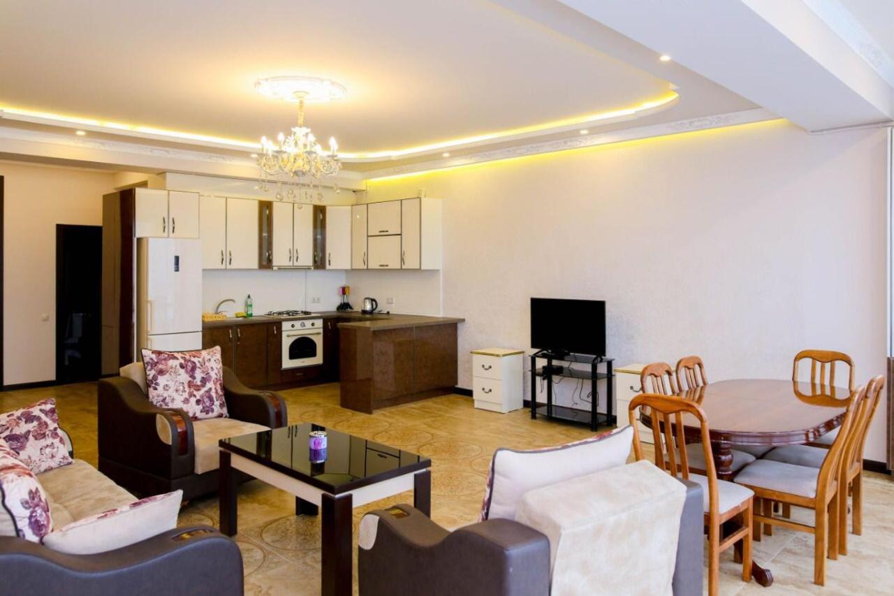 2 Bedroom Large apartment with Great view