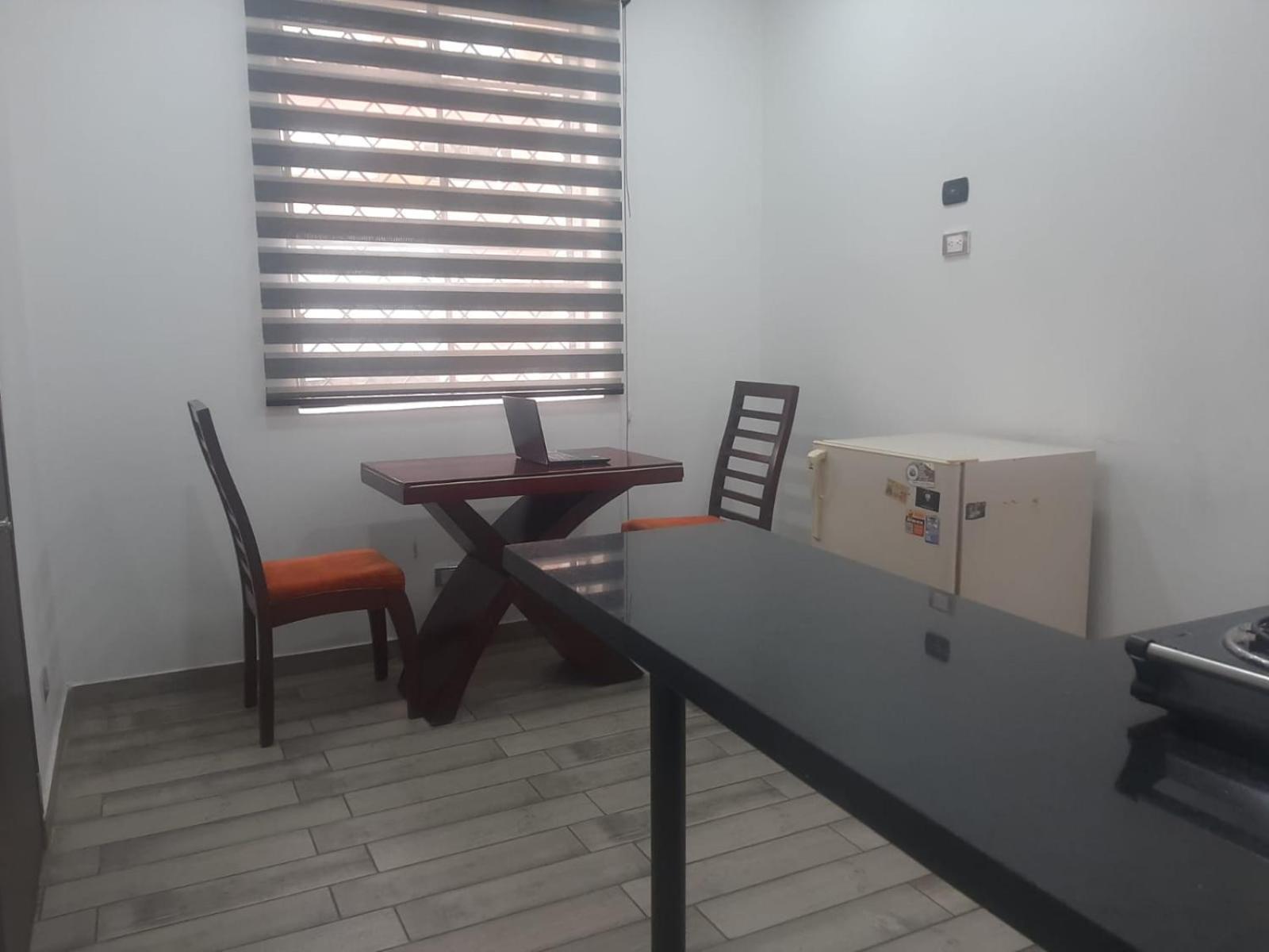 SECTOR DE CORFERIAS , APARTAESTUDIOS Y HABITACIONES A 5 CUADRAS, EMBAJADA AMERICANA 10 CUADRAS, CERCA AL CAN , G 12 , UNIVERSIDAD NACIONAL , AEROPUERTO a 2