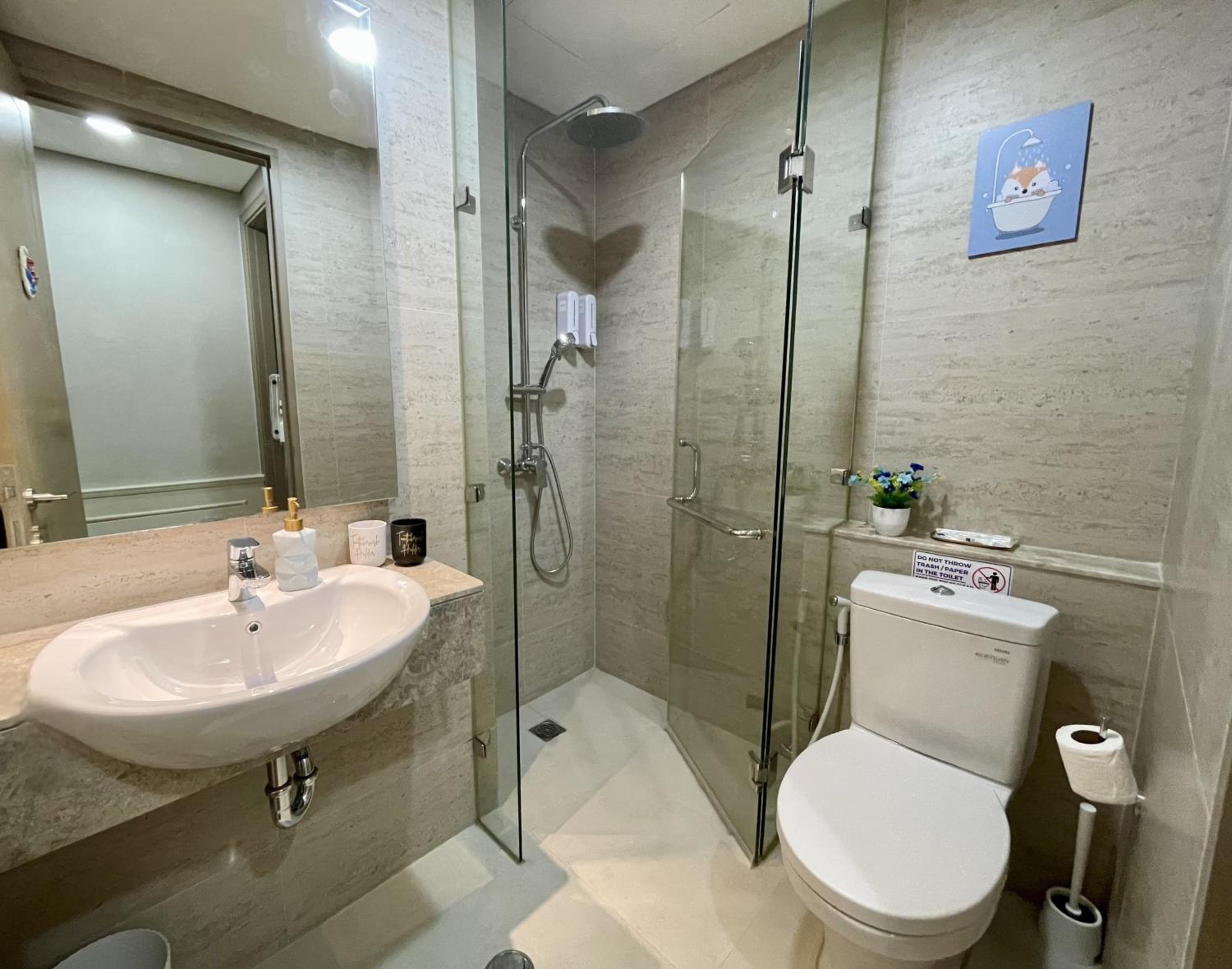 Studio Sea View Apartment at Gold Coast PIK by MYsweethome