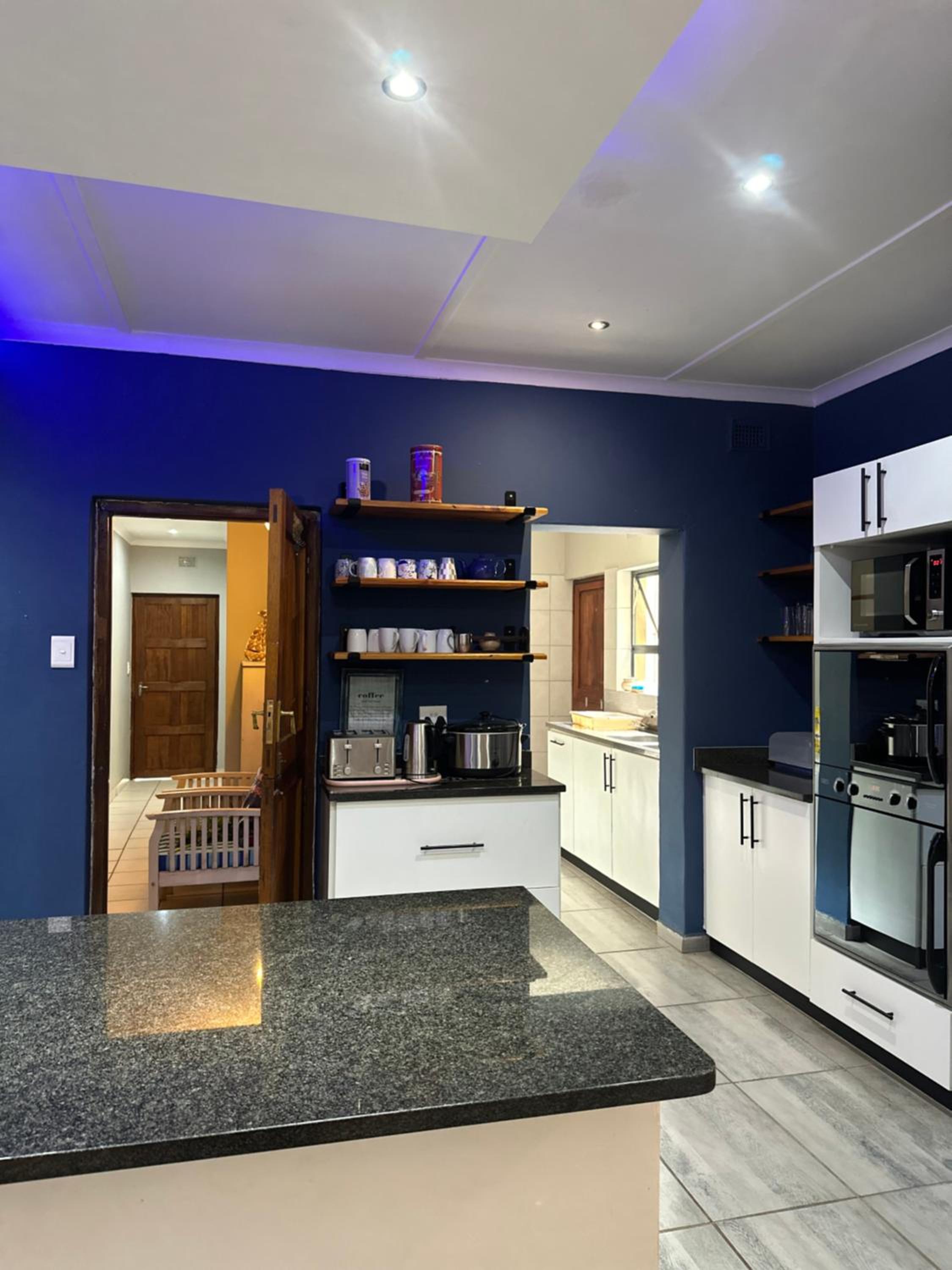 BlueHive guesthouse