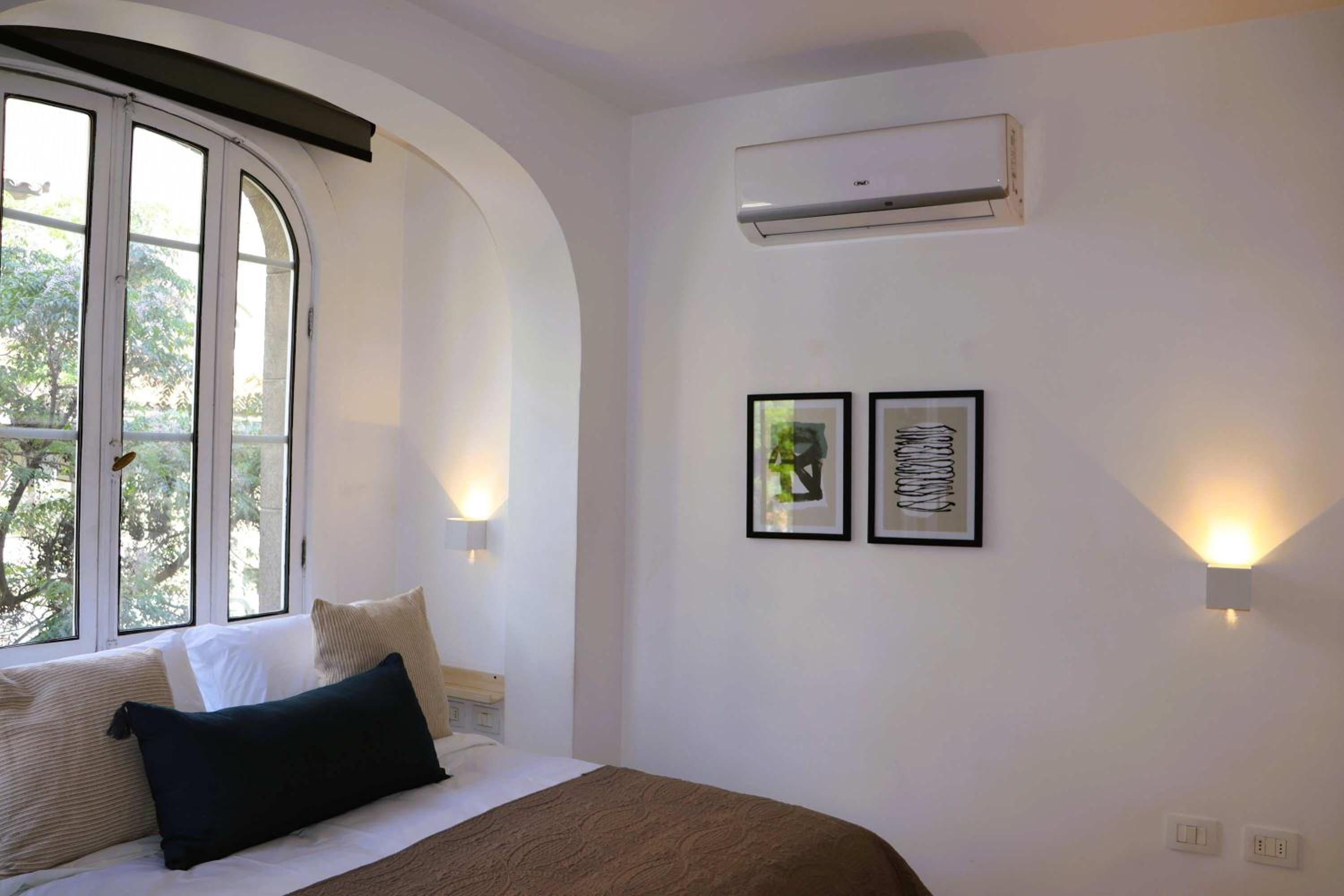 HOM l Wifi AirAcond Historia Vida Museos Lastarria