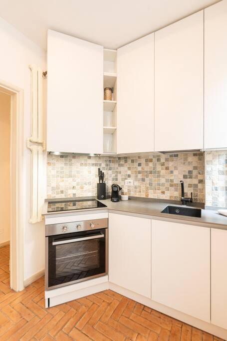 Spacious One bedroom Moscova - Mirable PM