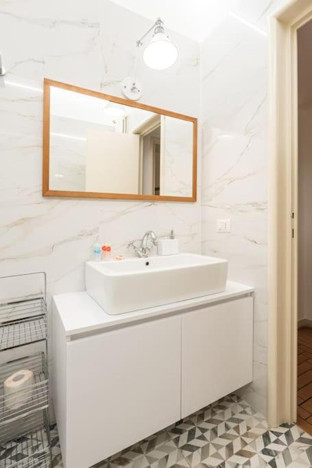 Spacious One bedroom Moscova - Mirable PM