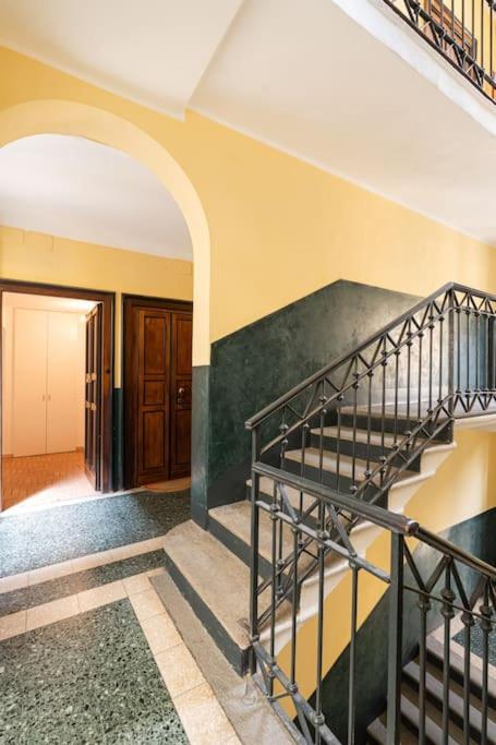 Spacious One bedroom Moscova - Mirable PM