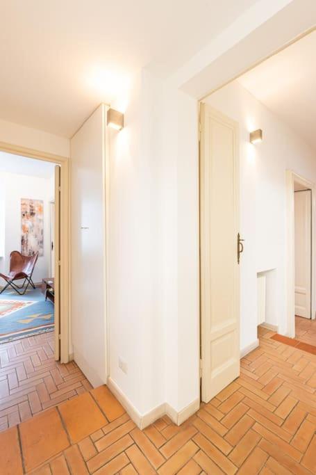 Spacious One bedroom Moscova - Mirable PM