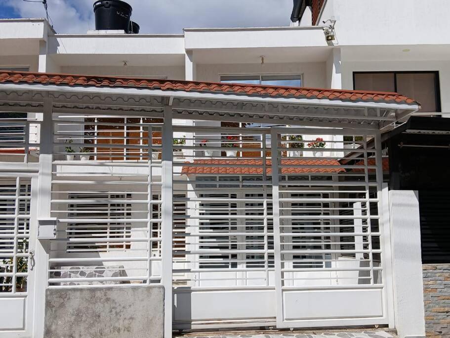 Espectacular Casa en Barbosa Santander