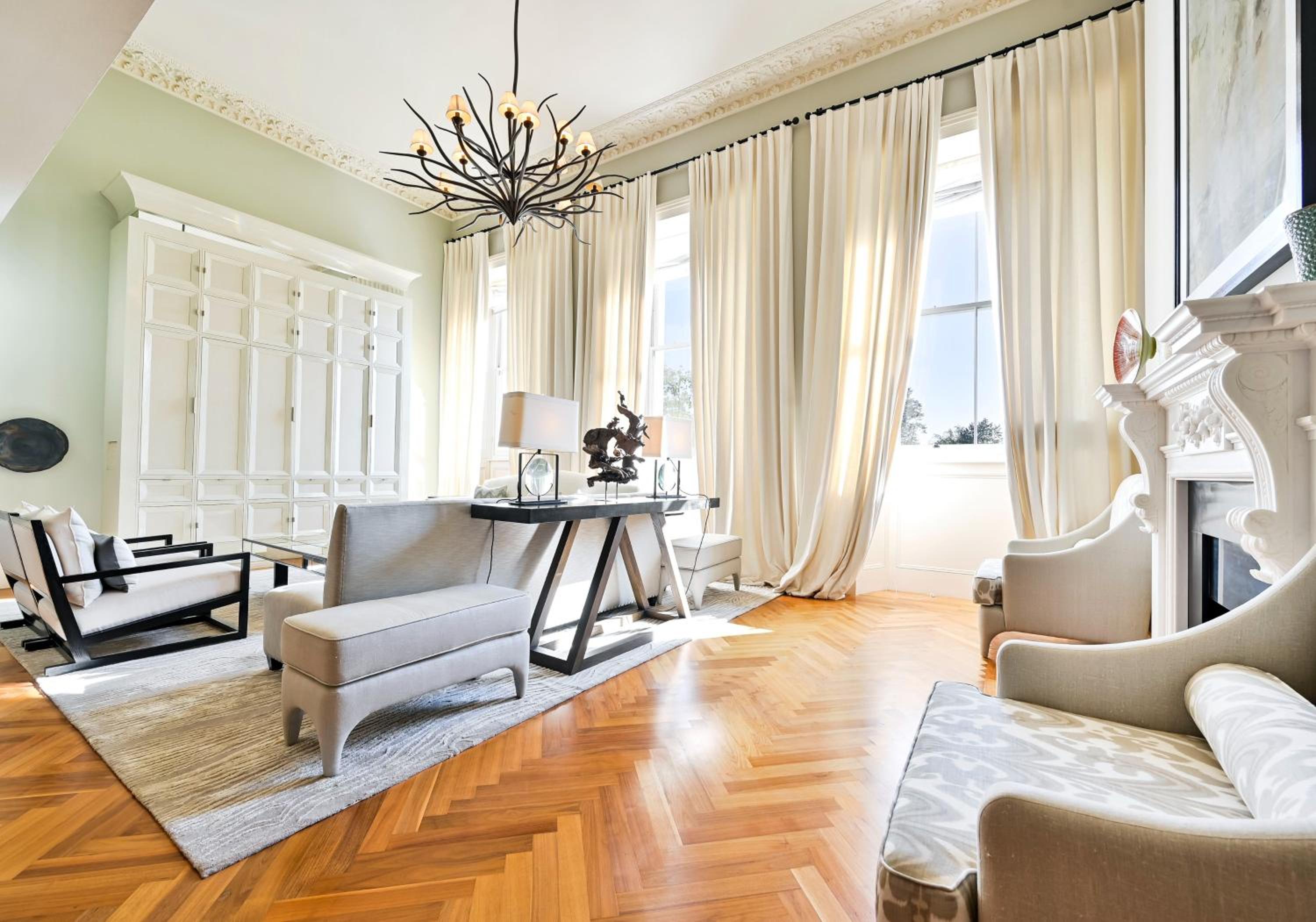 Beautiful 3 bedroom by Hyde Park