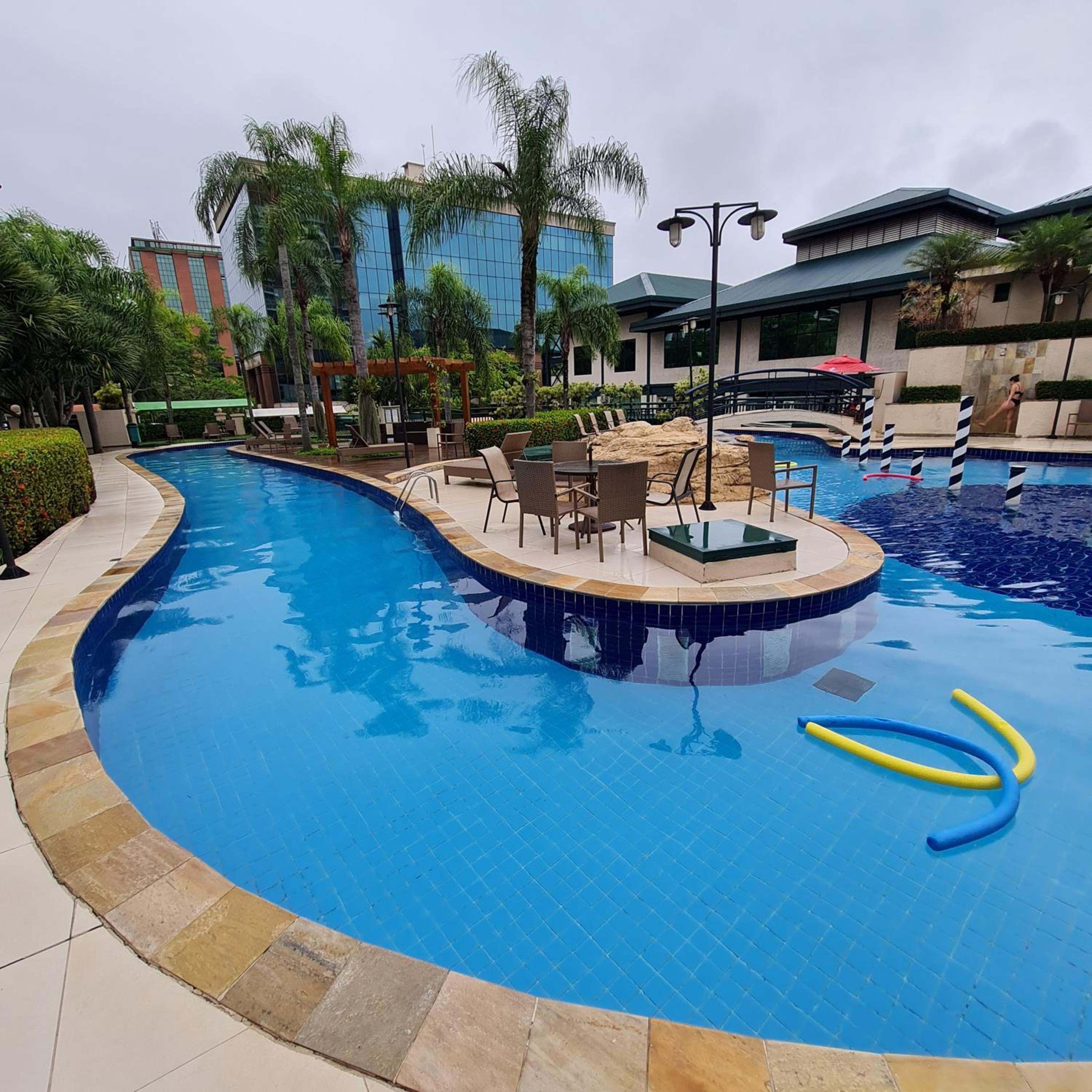 Barra Premium-Flat 1203-3 Piscina, Academia, Praia até 4 hóspedes