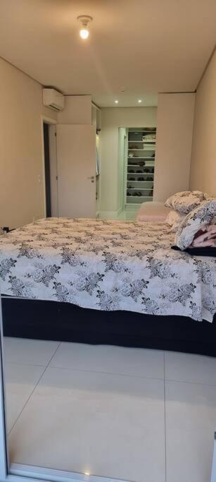 Apartamento completo em Jurerê