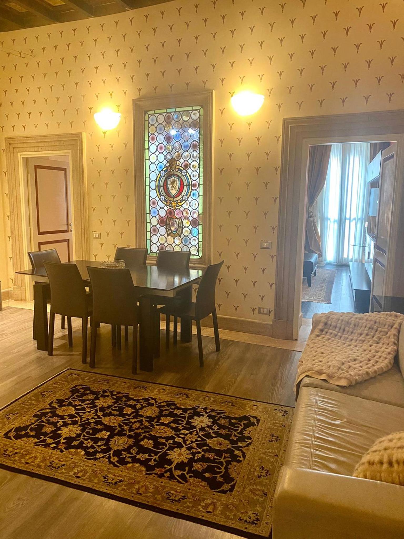 NSM 71VIADELCORSO Luxury Home