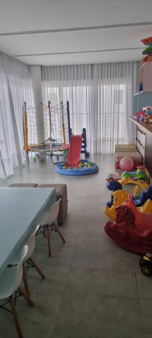 Apartamento completo em Jurerê