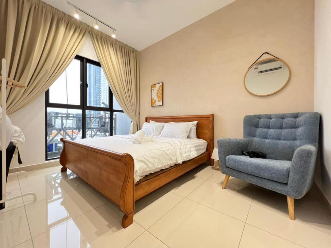 Trion kl Bintang Service Suite