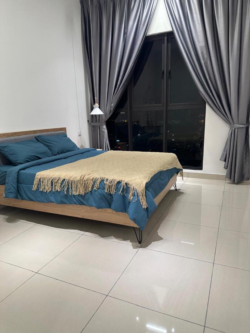 Trion kl Bintang Service Suite