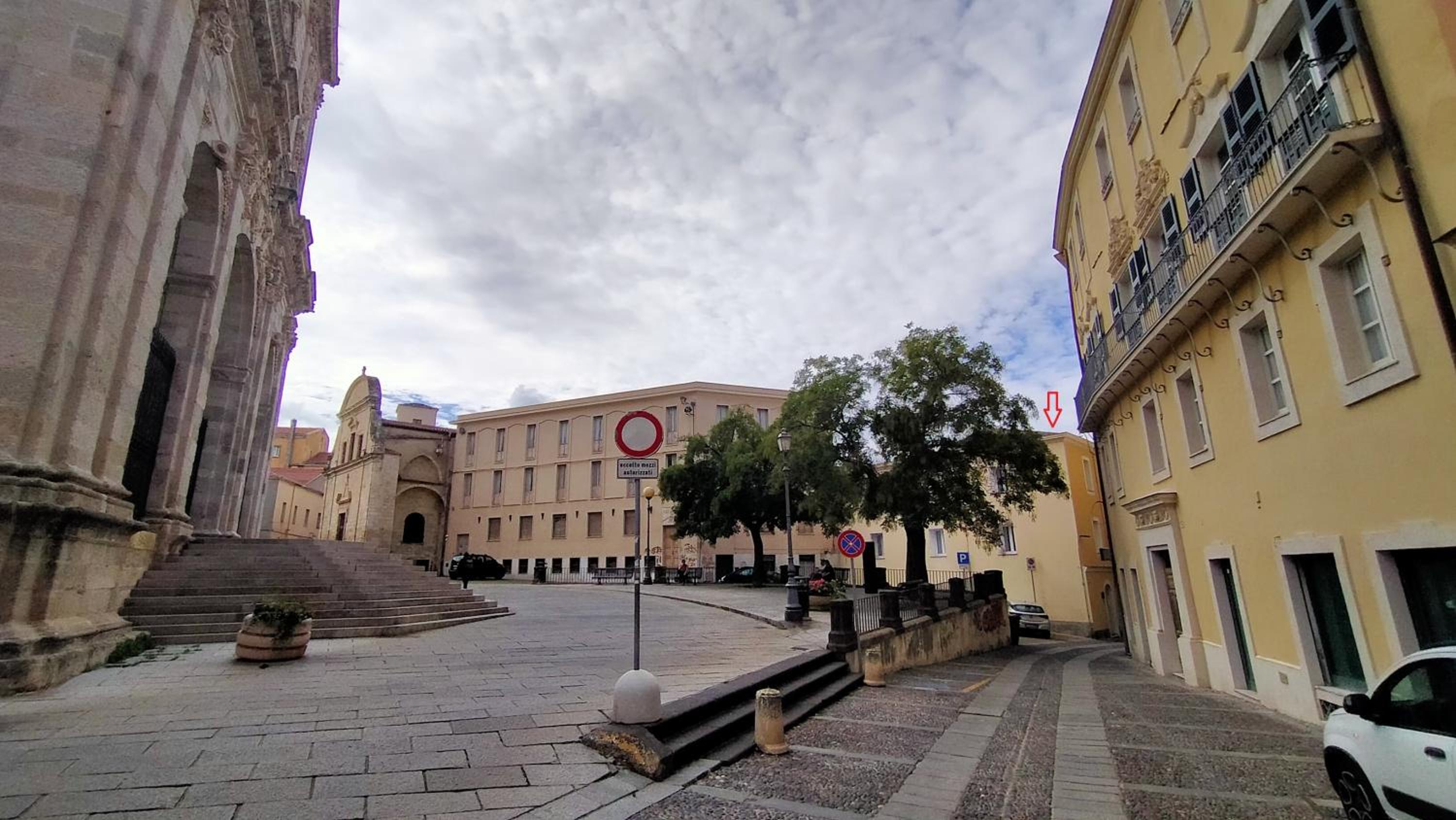 La Cattedrale view 4