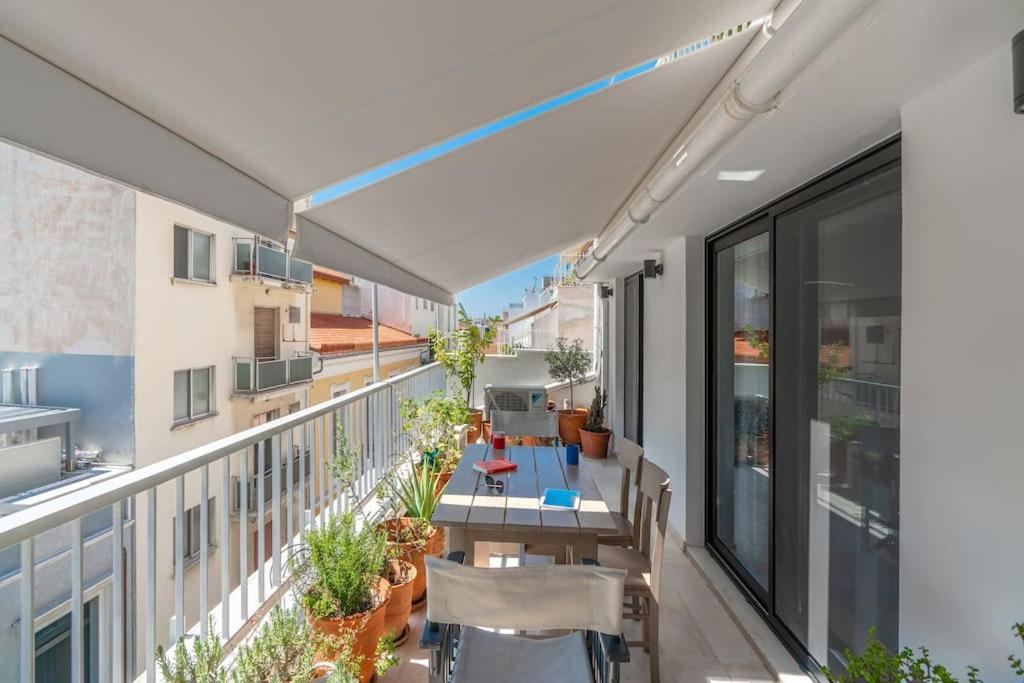 Stylish 2bed home in Syntagma area