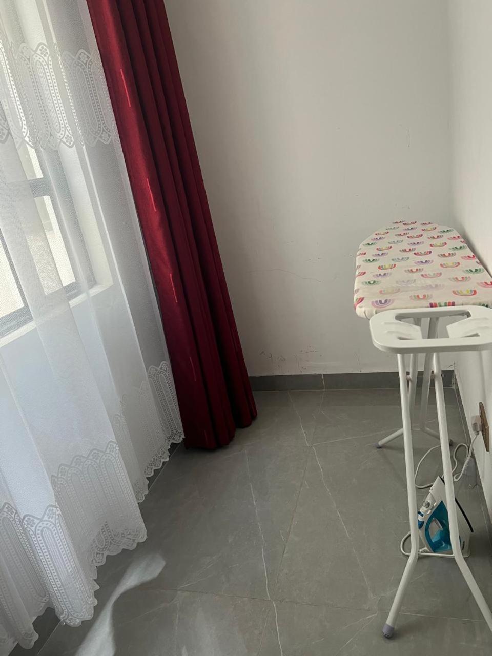 Cosy & Serene one Bedroom in westlands view 3