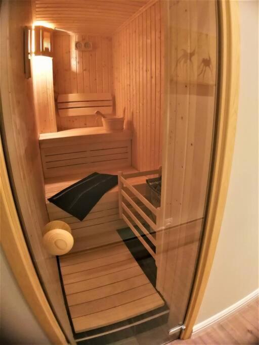 The Cambridge Suite apartment