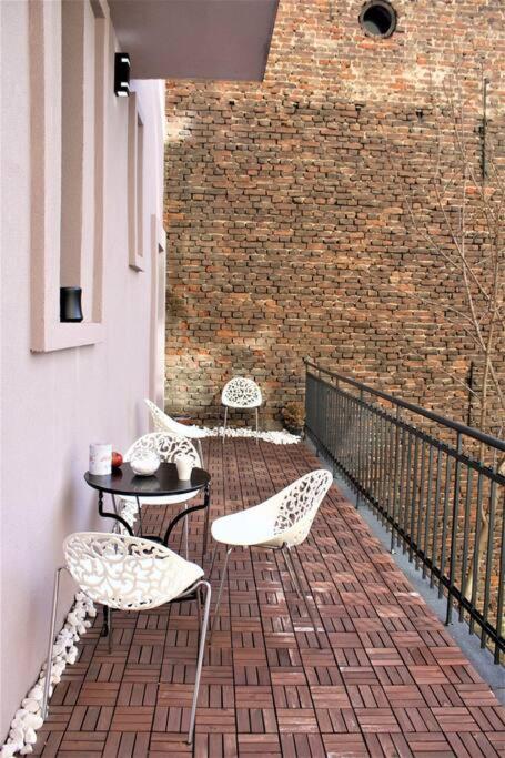 The Cambridge Suite apartment