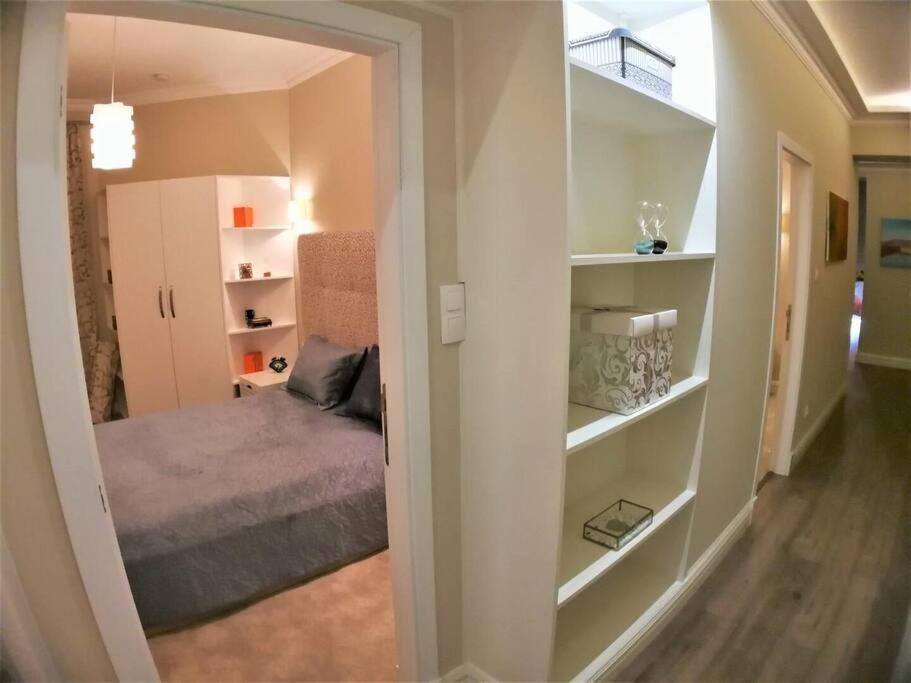 The Cambridge Suite apartment