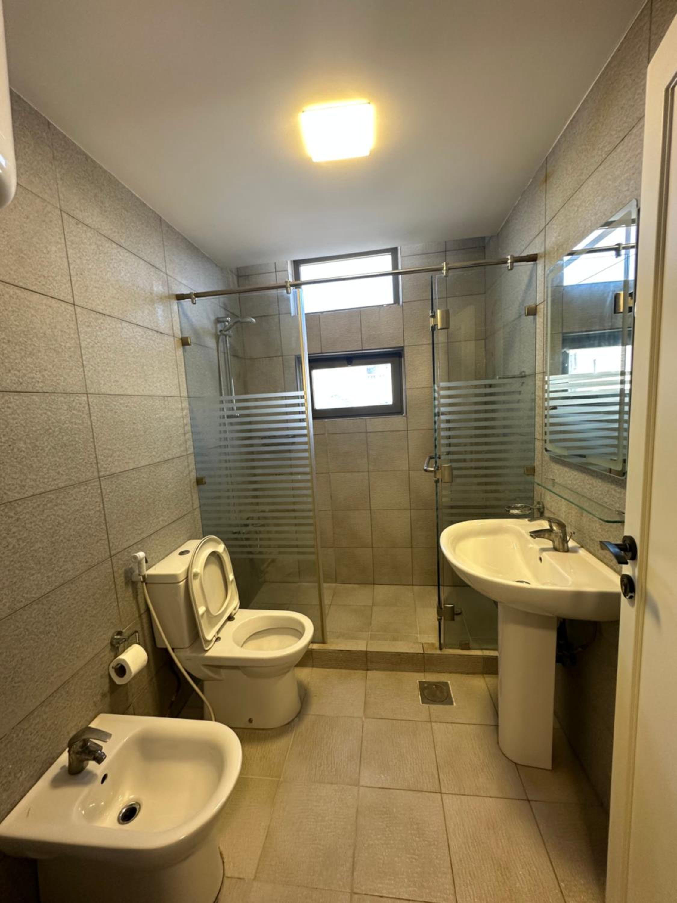 central apartment for rent 21 view 3