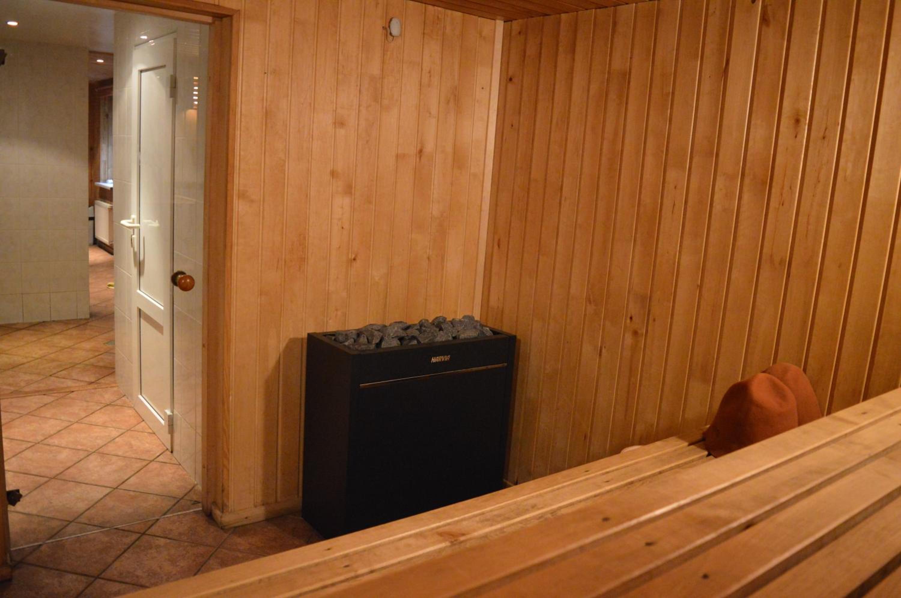 Guesthouse & sauna by HMTL view 5