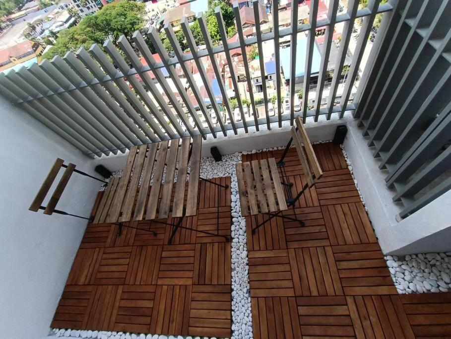 COL 93A 2Queen bed Balcony KLCC View Family Suites